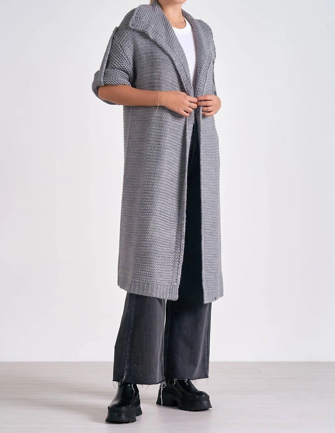 3/4 Sleeve Cozy Cardigan In Charcoal