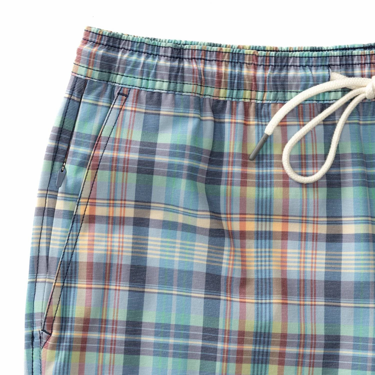 8In St. Marks Performance Short In Crown Blue