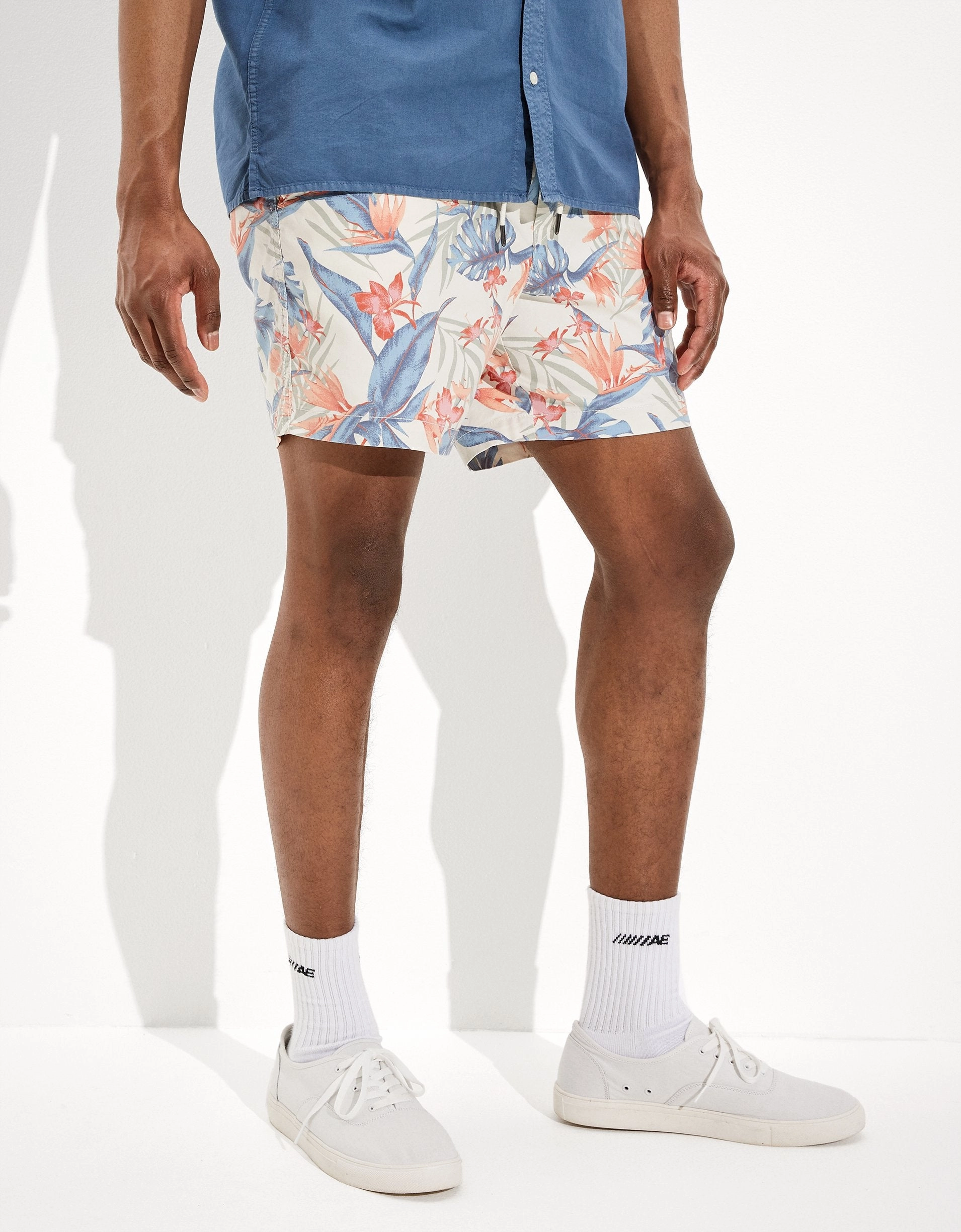AE Flex 5.5" Trekker Jogger Short