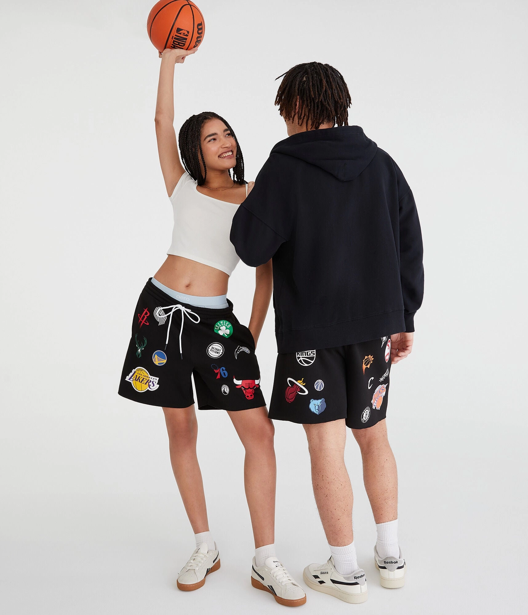 Aeropostale Nba Team Logos Fleece Shorts 6"