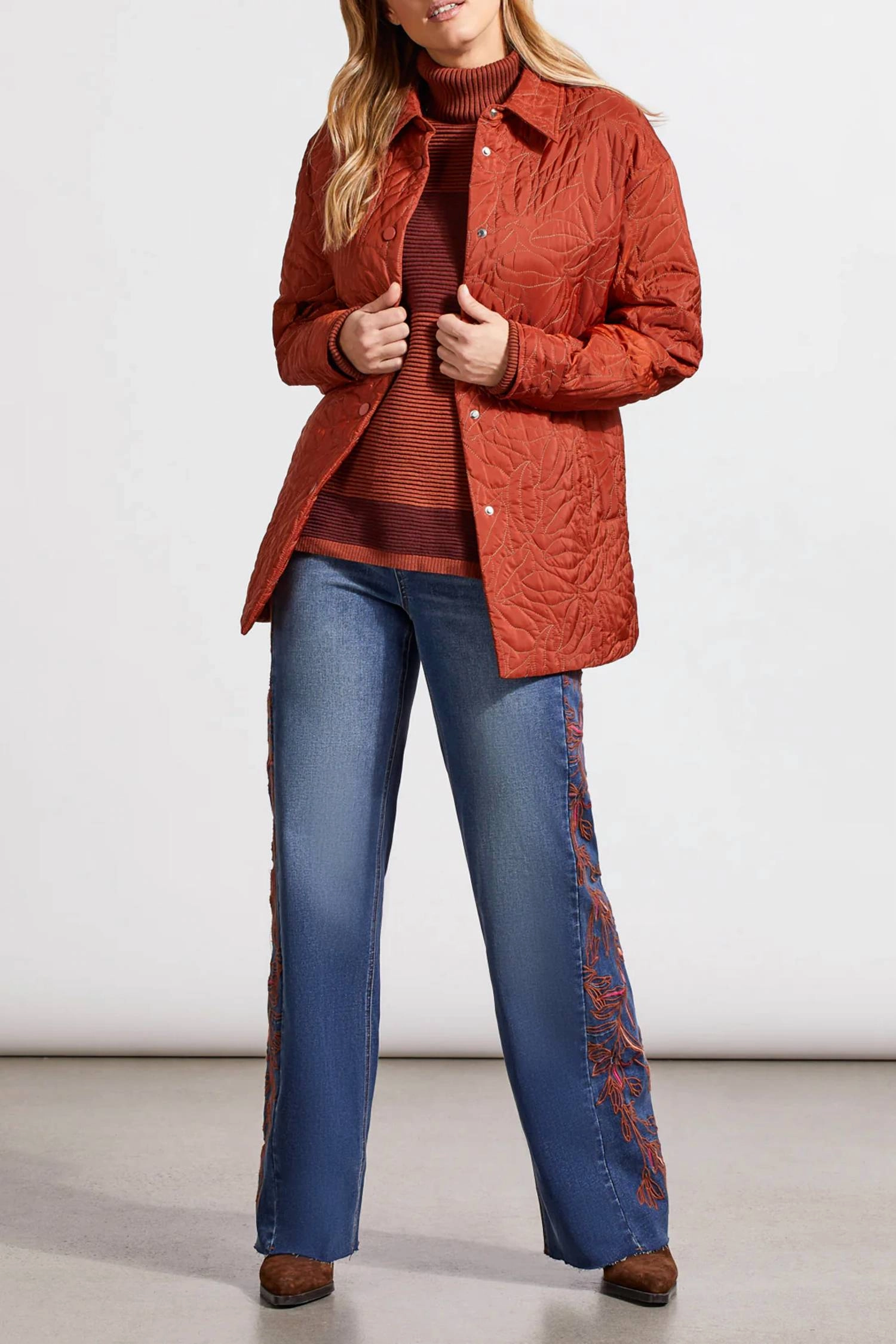 Brooke Hugging Jean With Side Emblishment In Medium Wash Denim