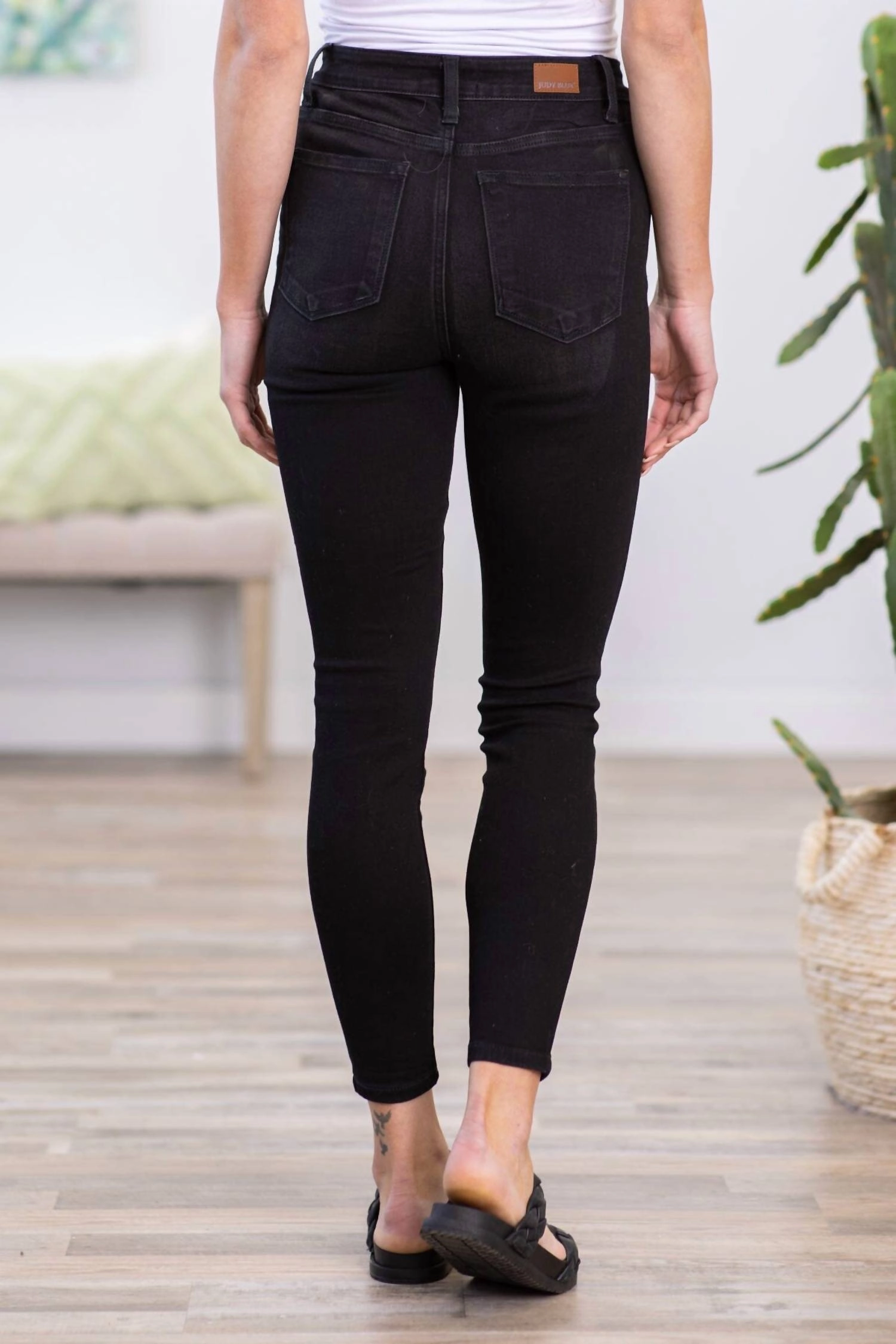 Button Fly Jeans In Black