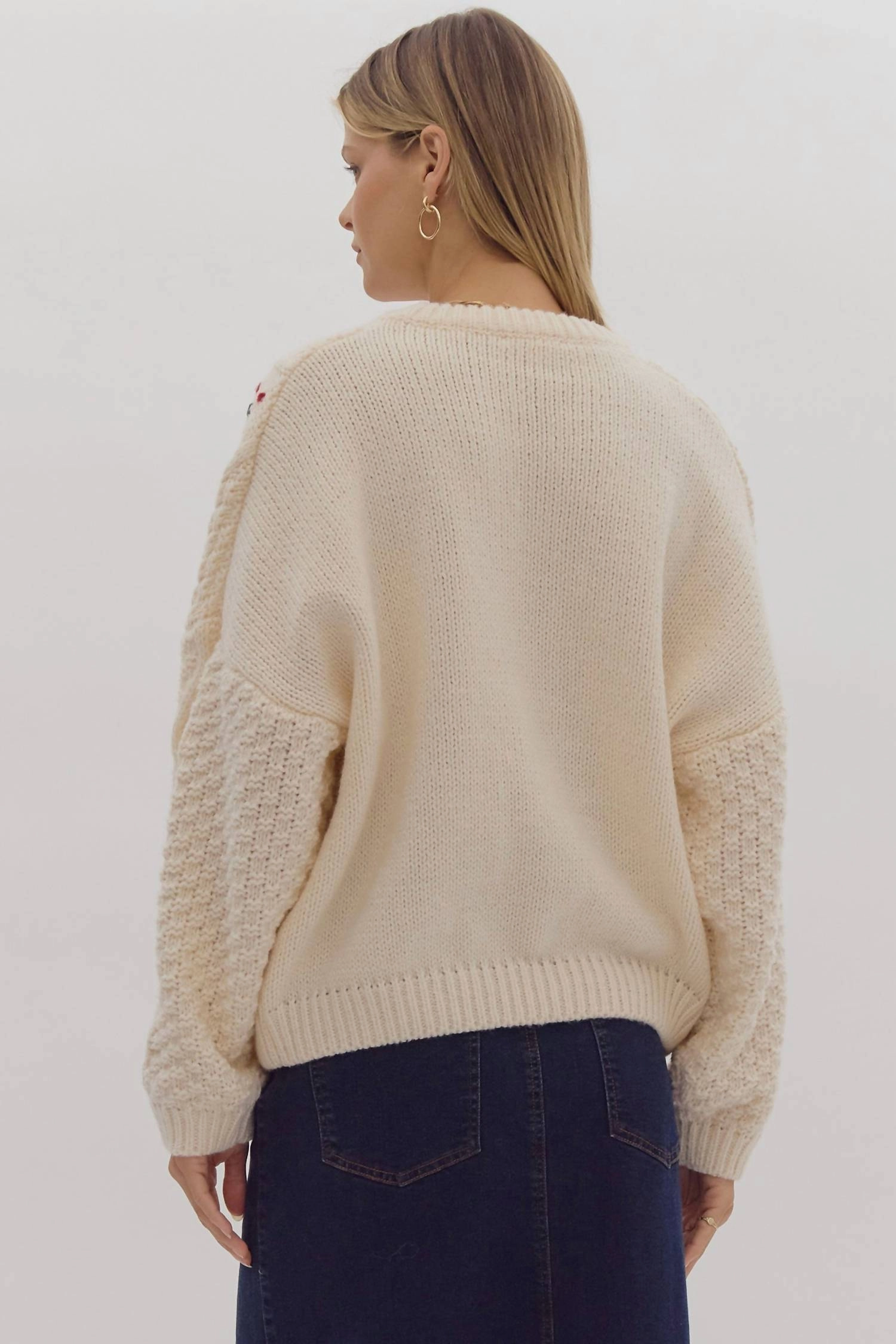 Cable Knit Round Neck Sweater In Beige
