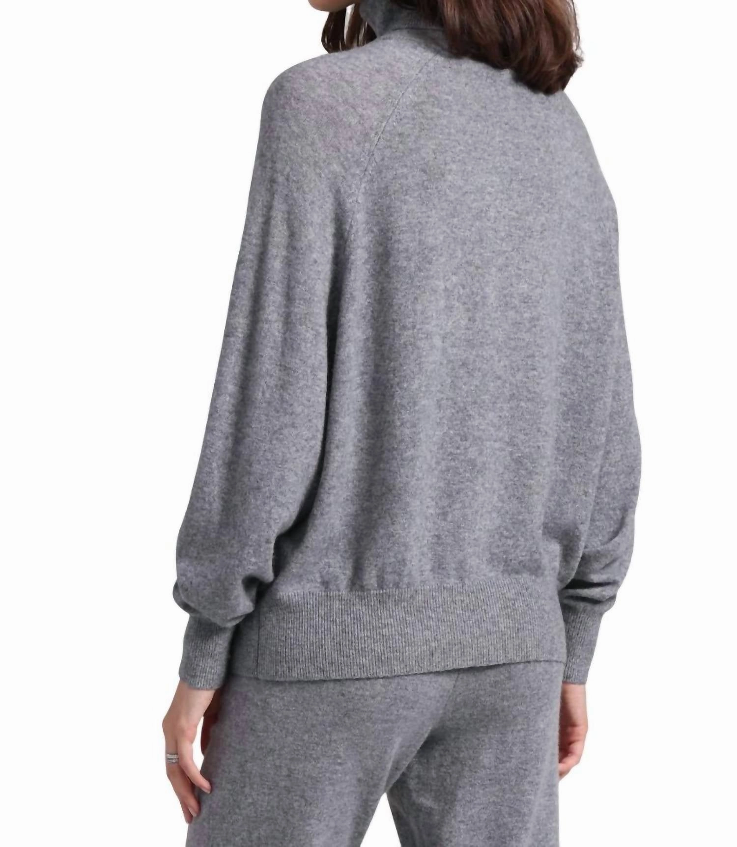 Cashmere Oversized Turtleneck In Grey Shadow