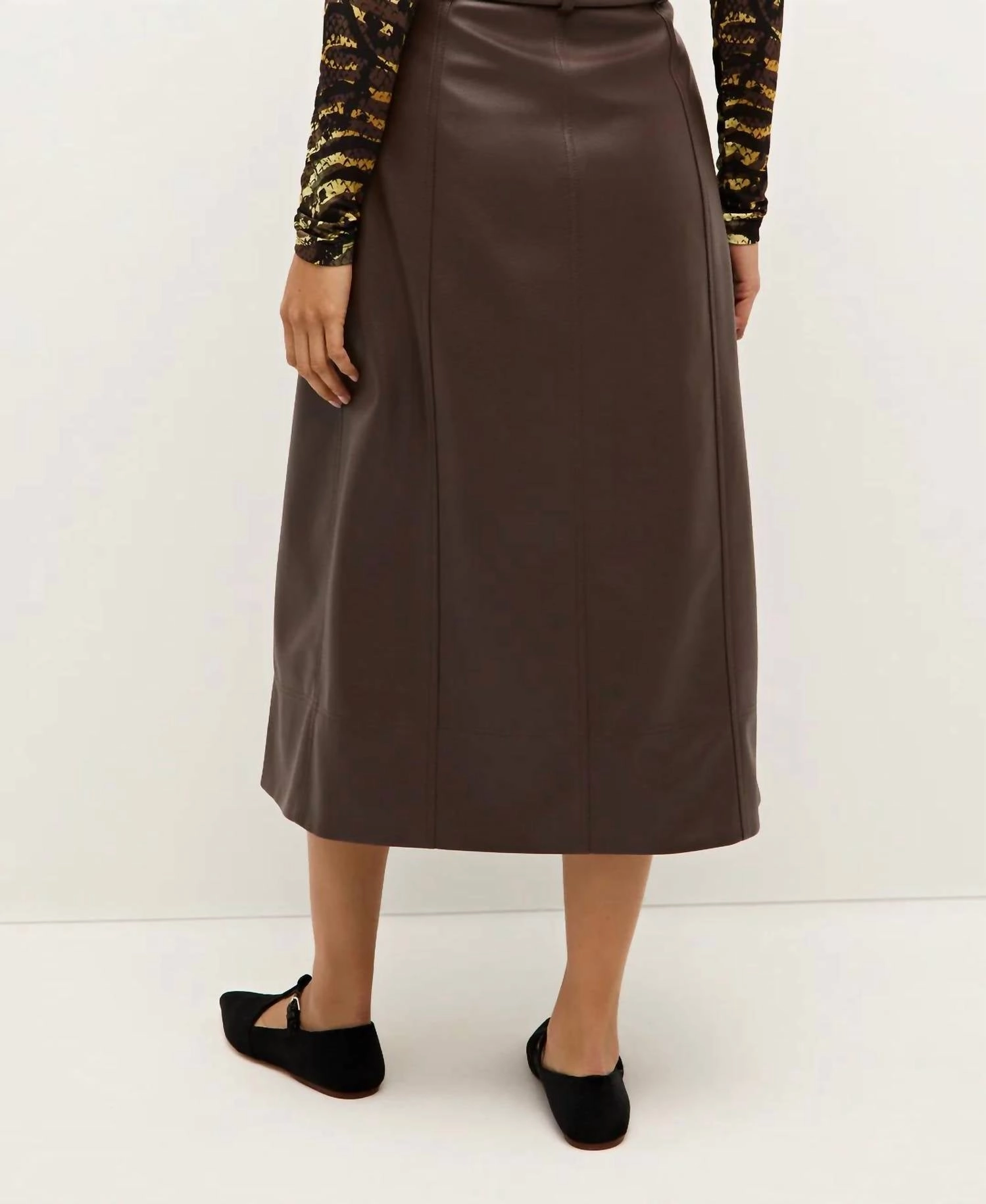 Chelsea Skirt In Walnut