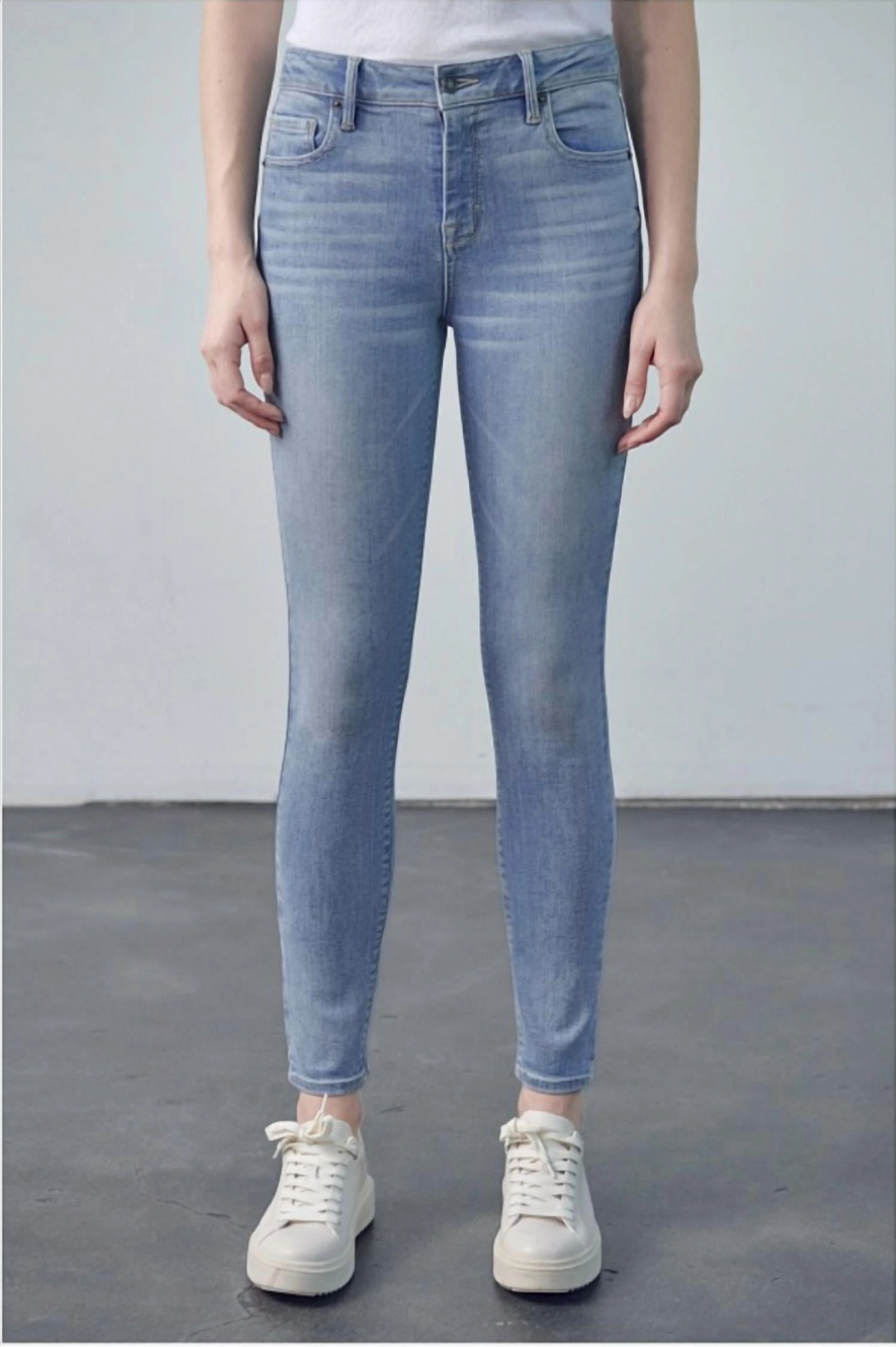 Courtney High Rise Skinny Jean In Light Wash womens gaucho pants sale