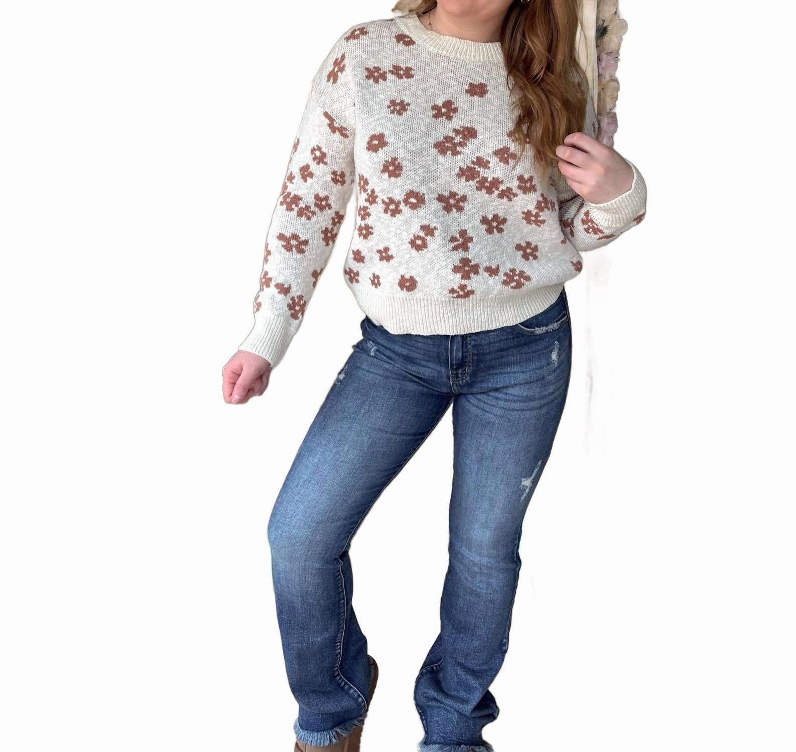 Crew Neck Flower Sweater In Beige