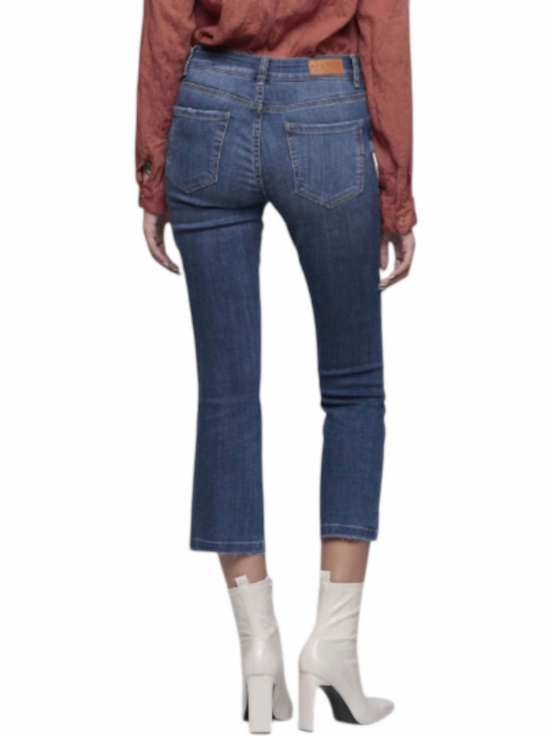 Crop All Year Round Jeans In Medium Denim