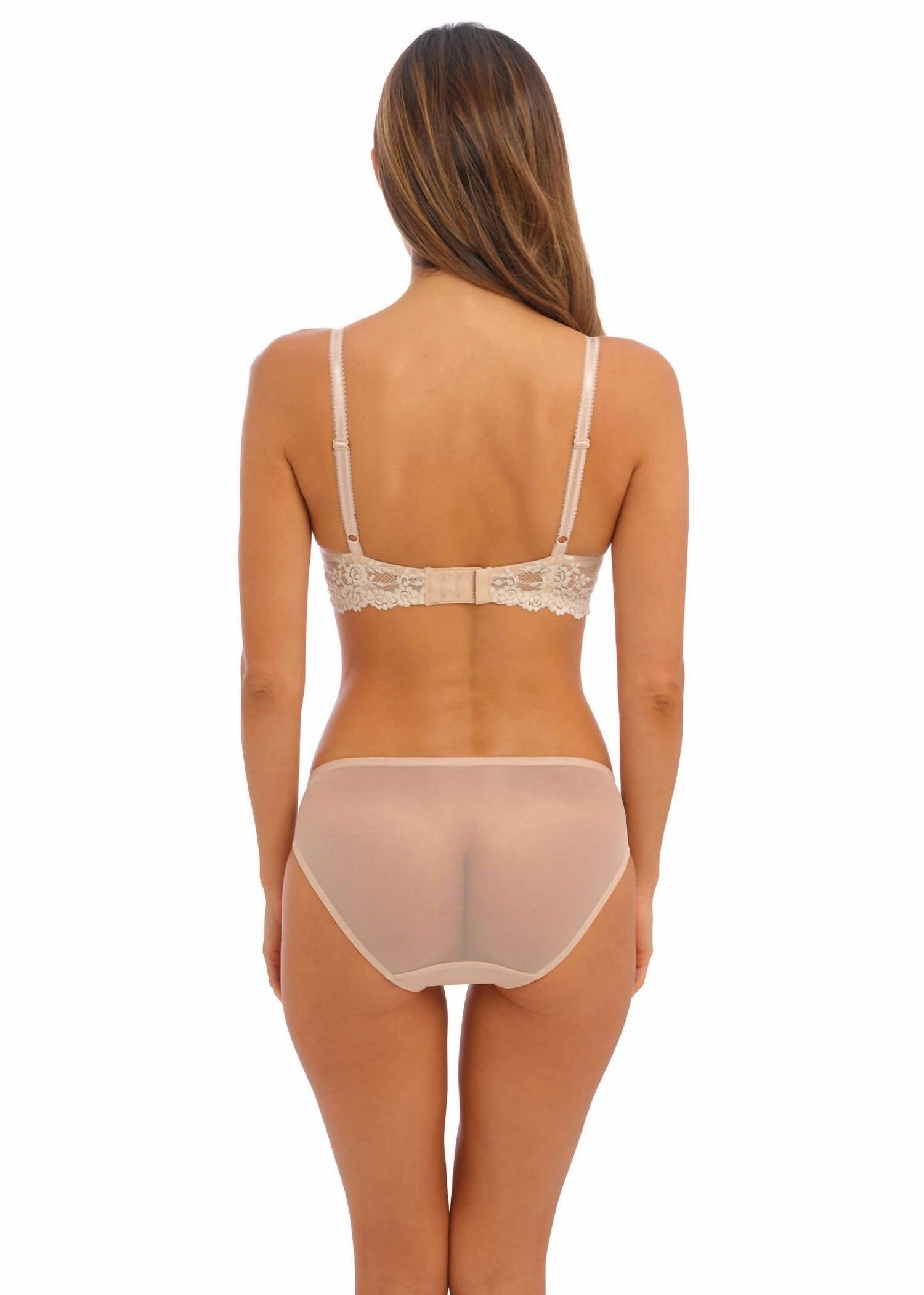 Embrace Lace Contour Bra In Naturally Nude/ivory
