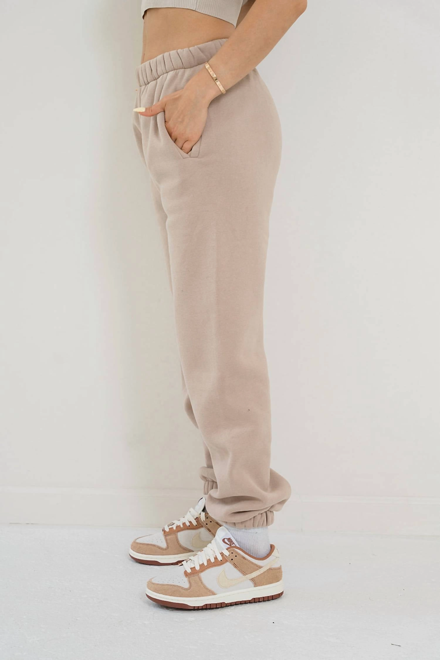 Emily Jogger In Taupe