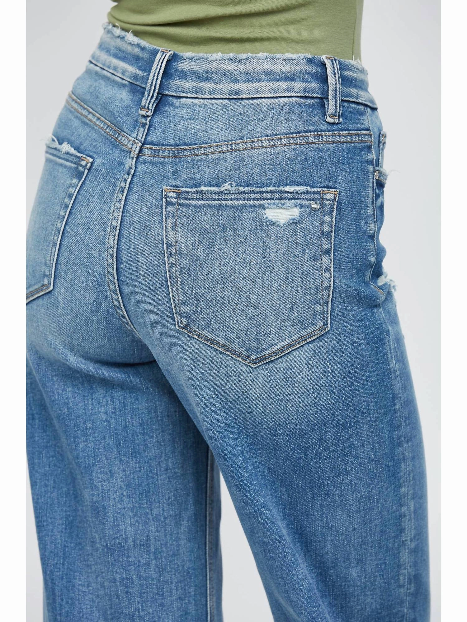 Festival Stretch Super High Rise Wide Leg Jean In Mediumblue