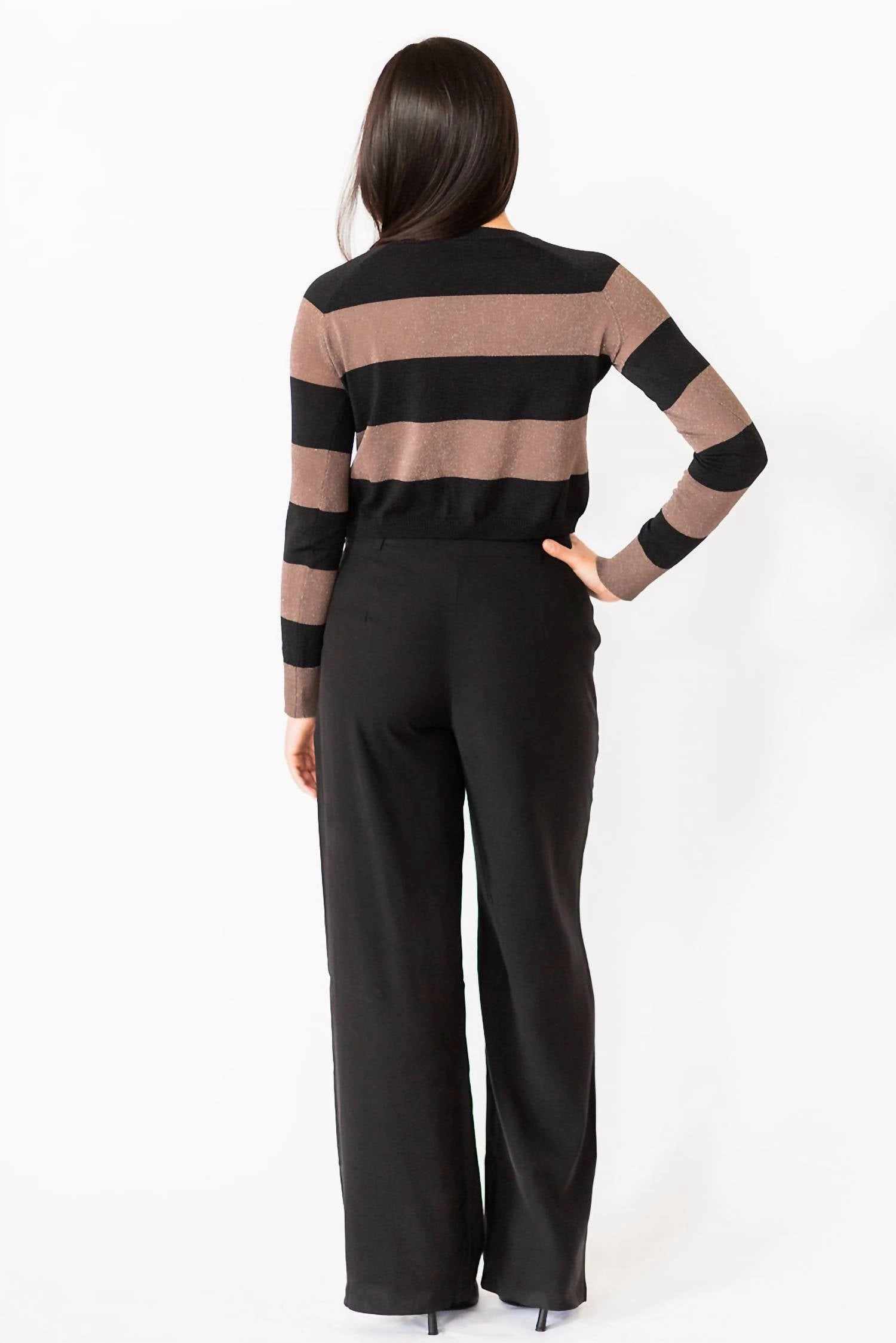 Finley Top In Black