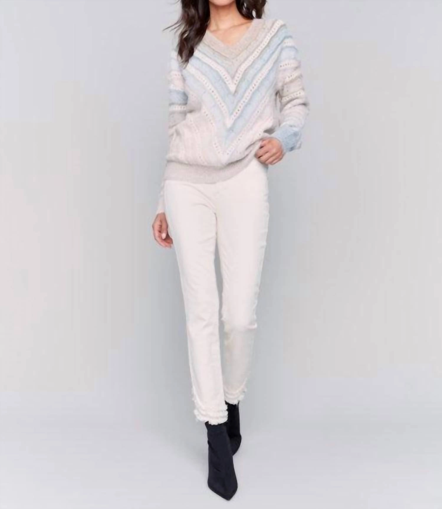 Long Sleeve V-Neck Open Stitch Sweater In Frost