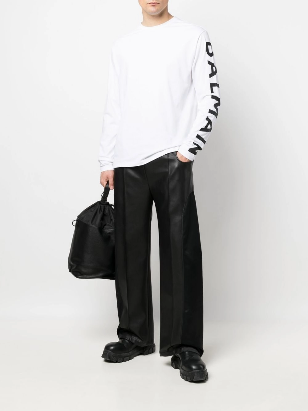 Long-Sleeved t-shirt