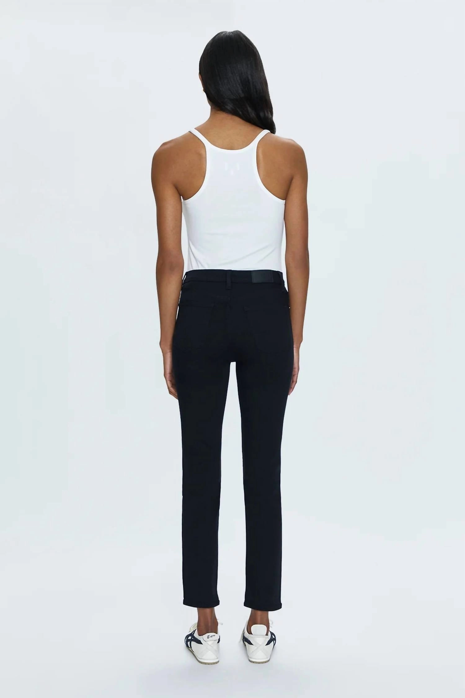 Madi High Rise Modern Slim Jeans In Noir