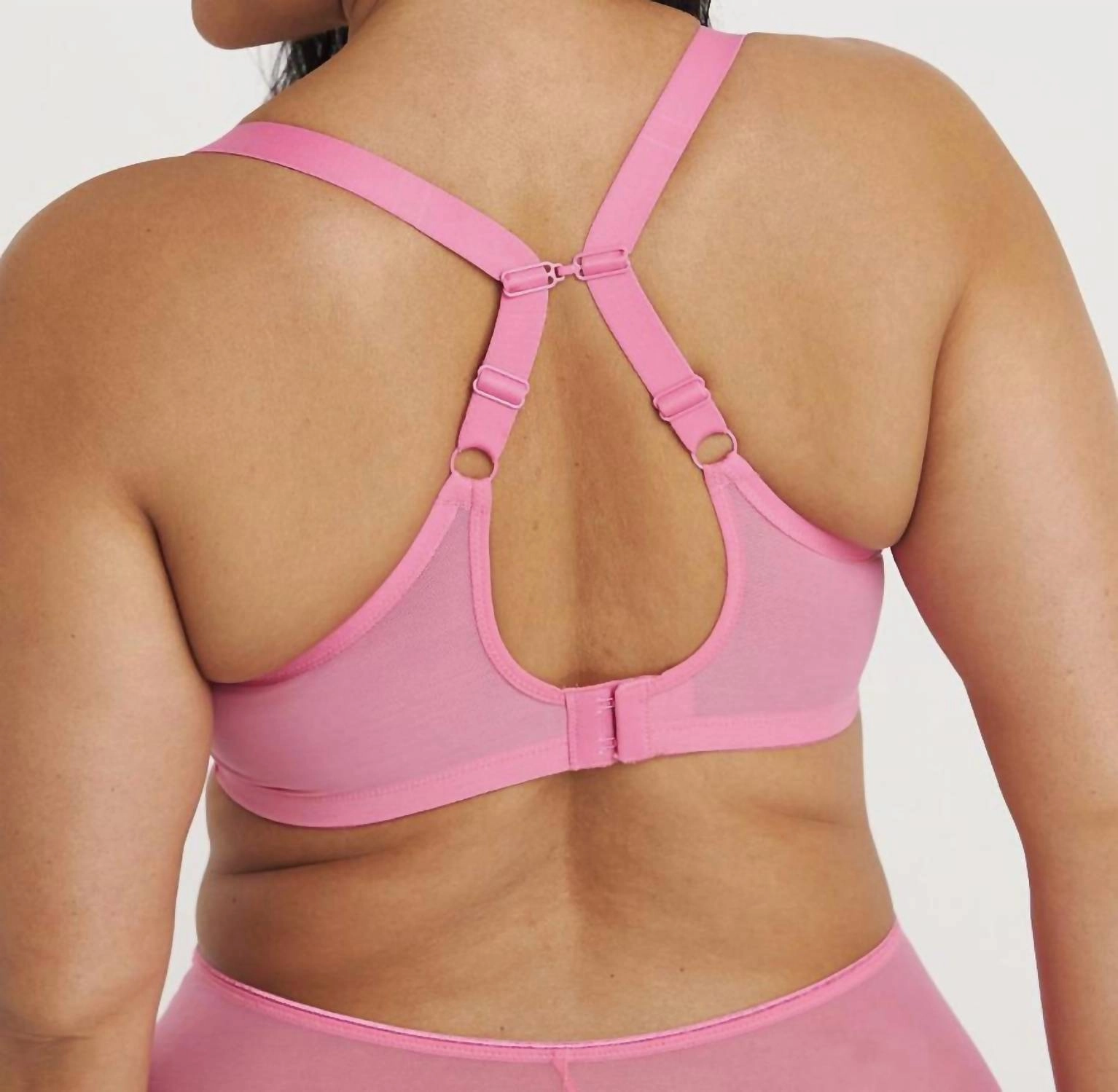 Matilda Underwire Plunge - Plus In Wild Cherry