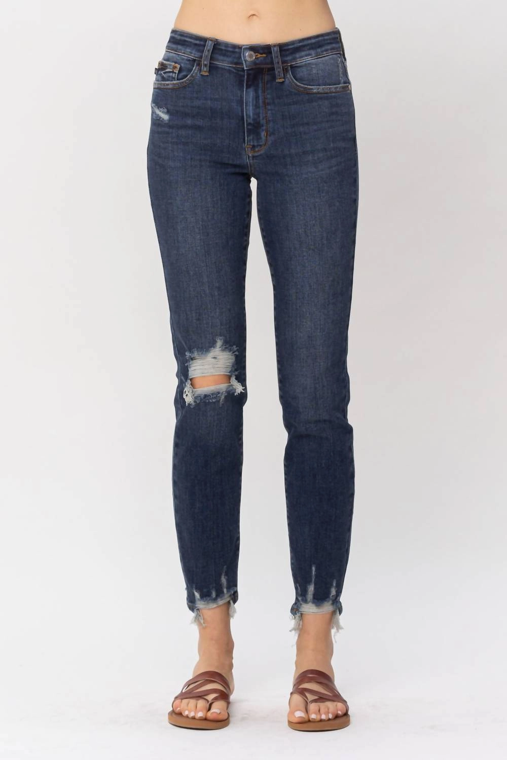 Mid Rise Chopped Hem Relaxed Denim Jeans In Blue womens trousers outlet