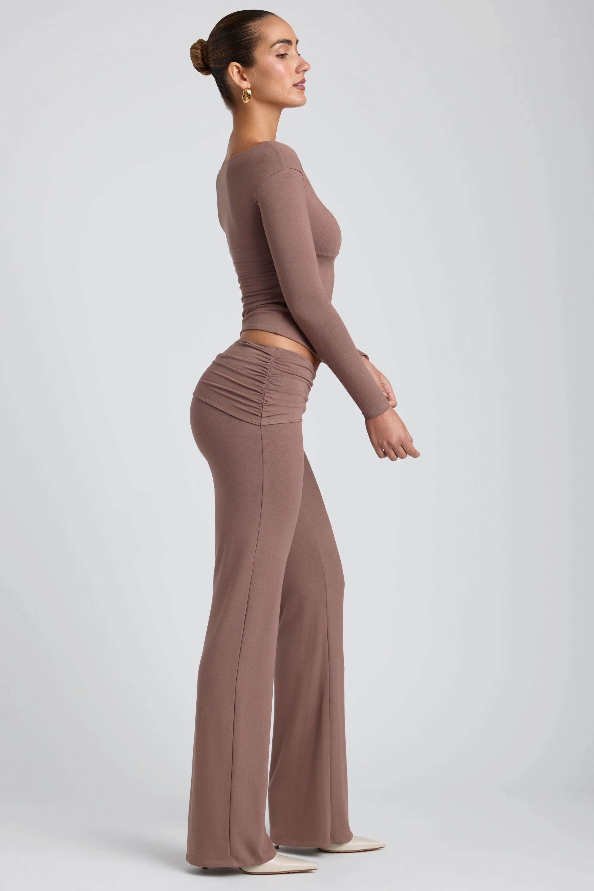 Modal Twist-Front Long-Sleeve Crop Top in Taupe