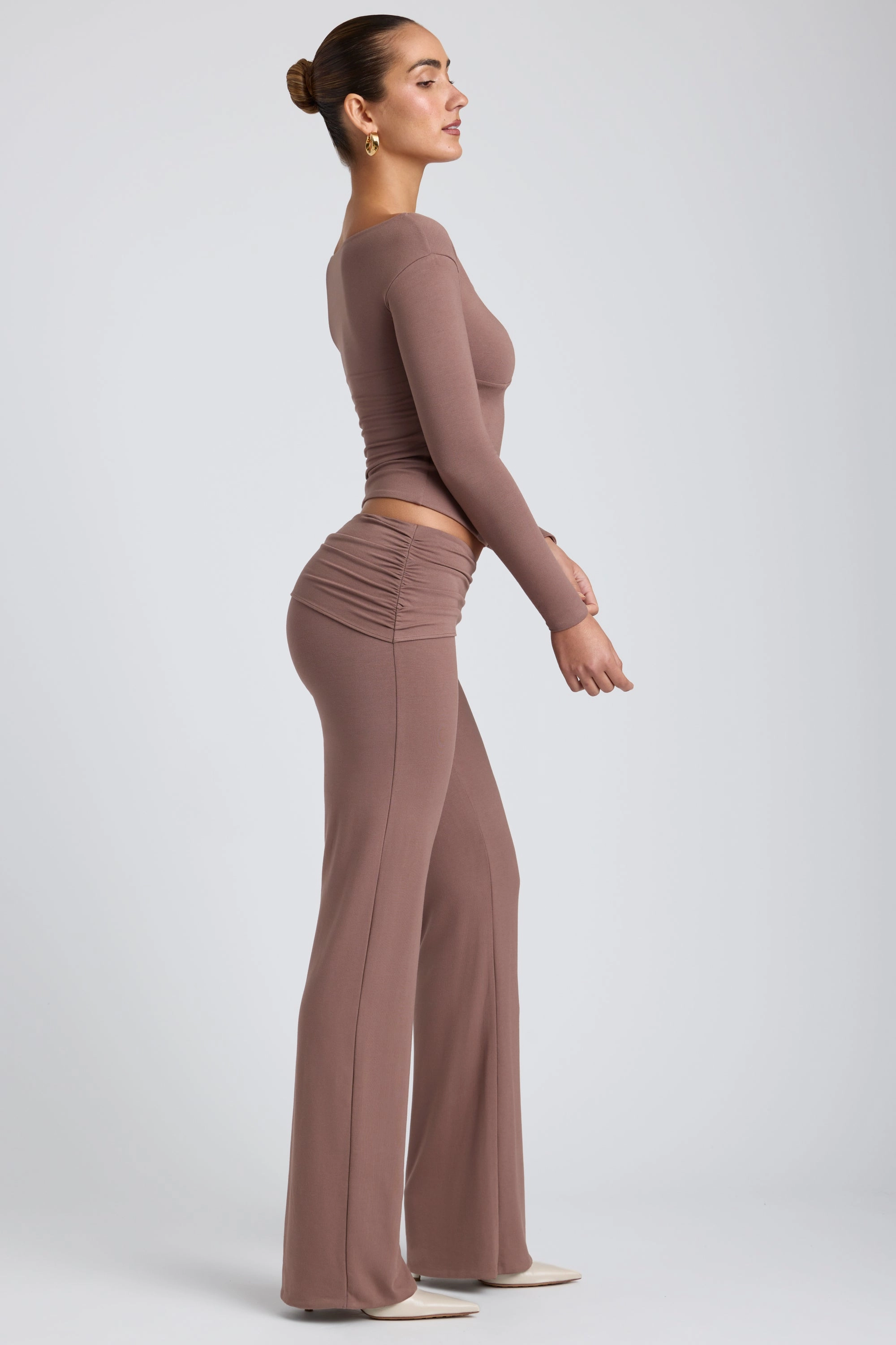 Modal Twist-Front Long-Sleeve Crop Top in Taupe