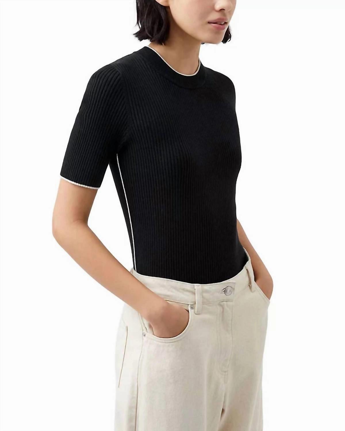 Mozza Short Sleeve Sweater In Blackout