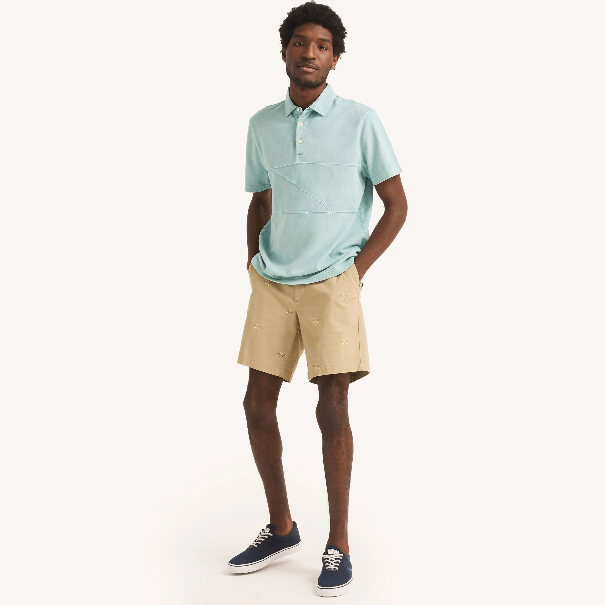 Nautica Mens 8.5" Printed Deck Short