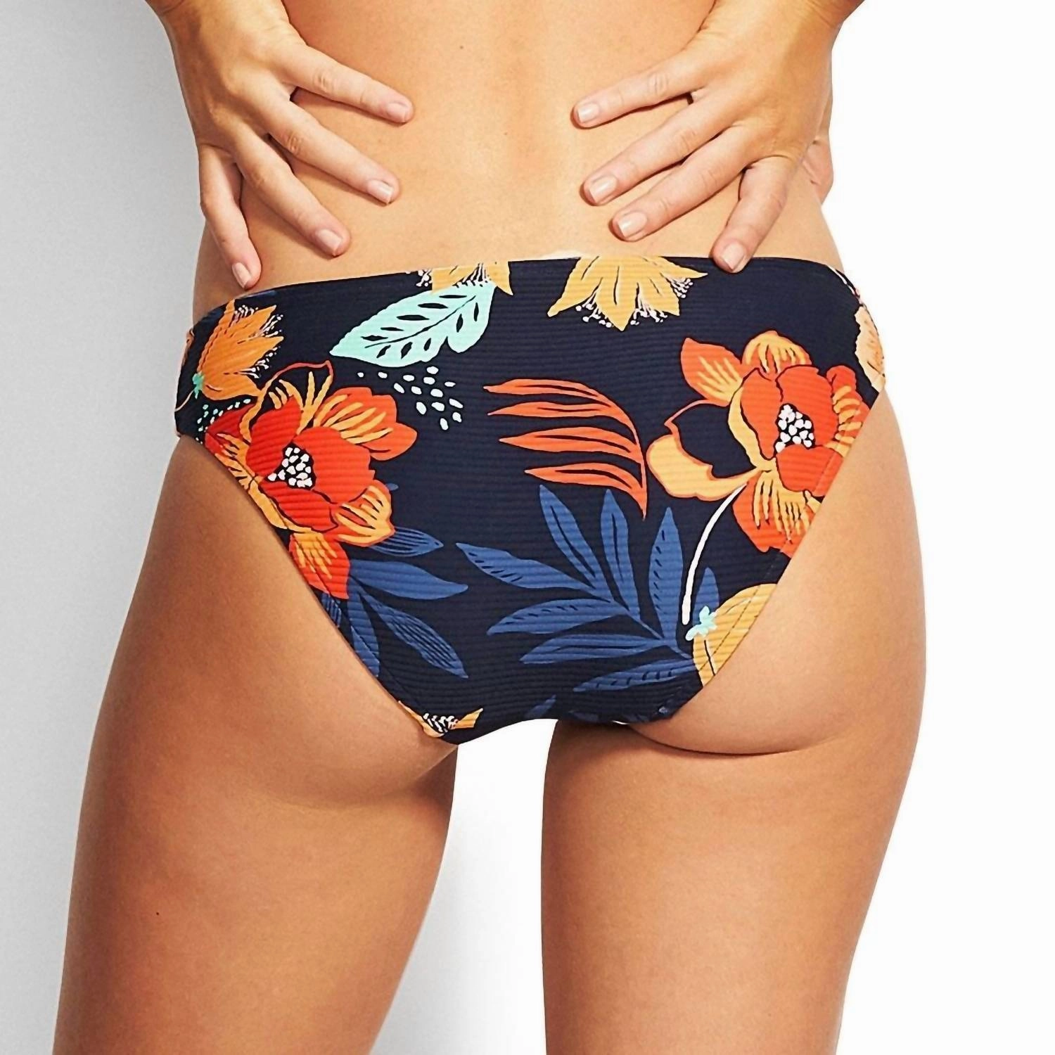 On Vacation Hipster Bottom In Indigo