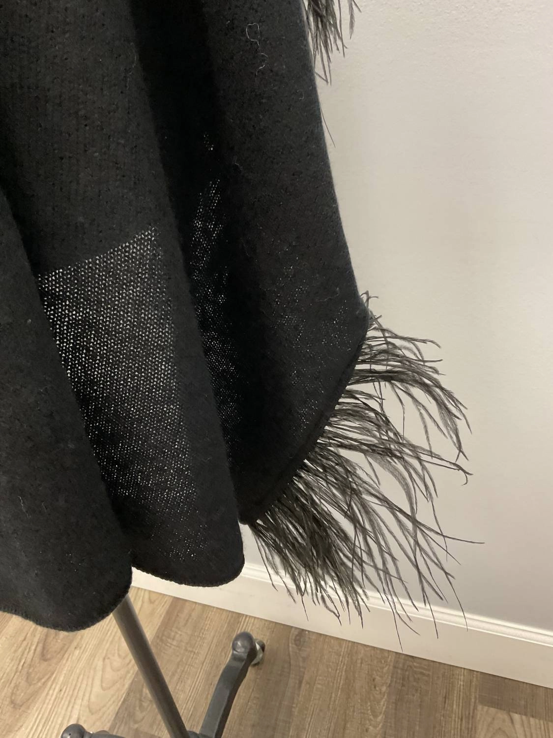 Ostrich Feather Wool Shawl In Black