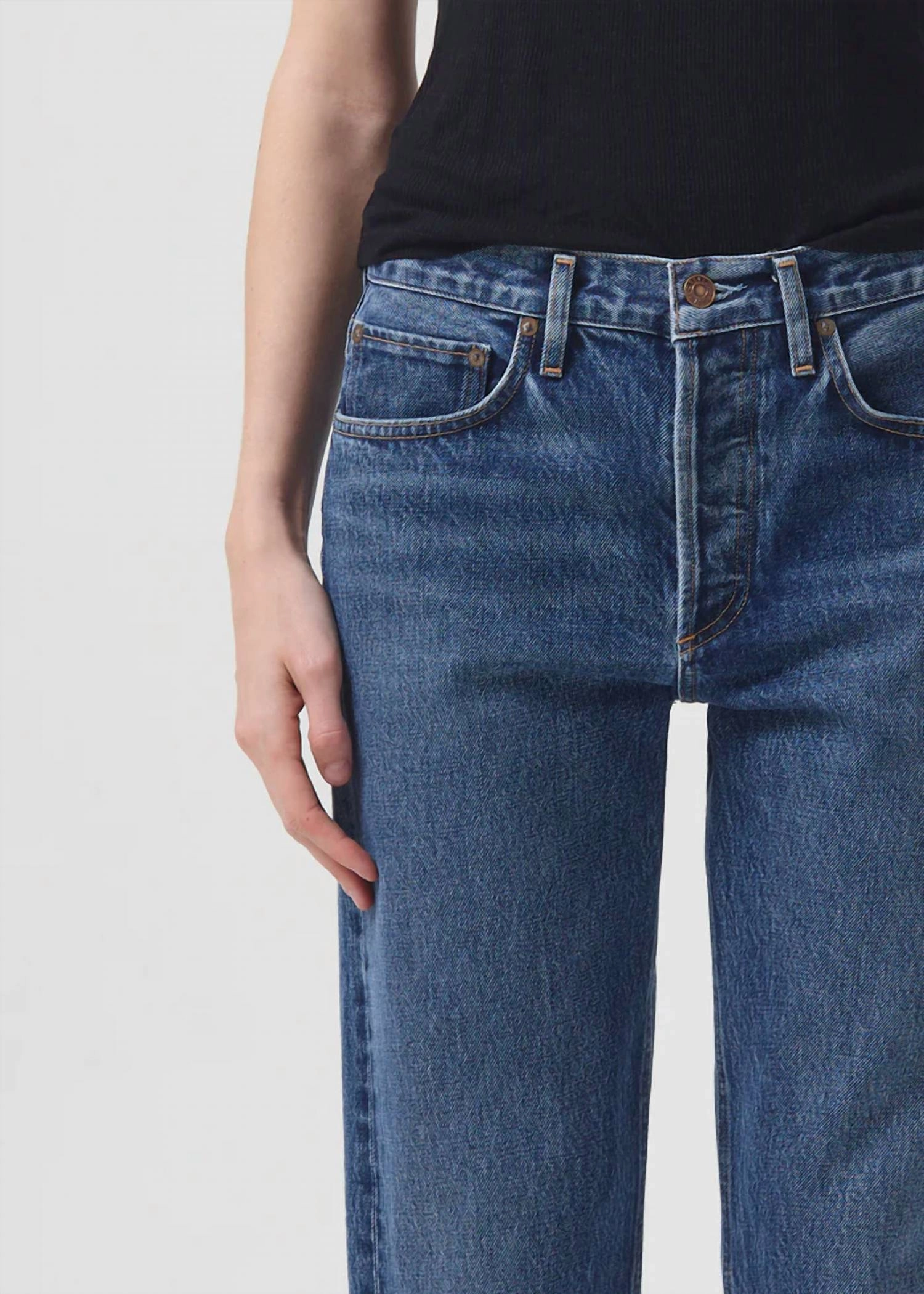 Parker Easy Straight Jean In Placebo