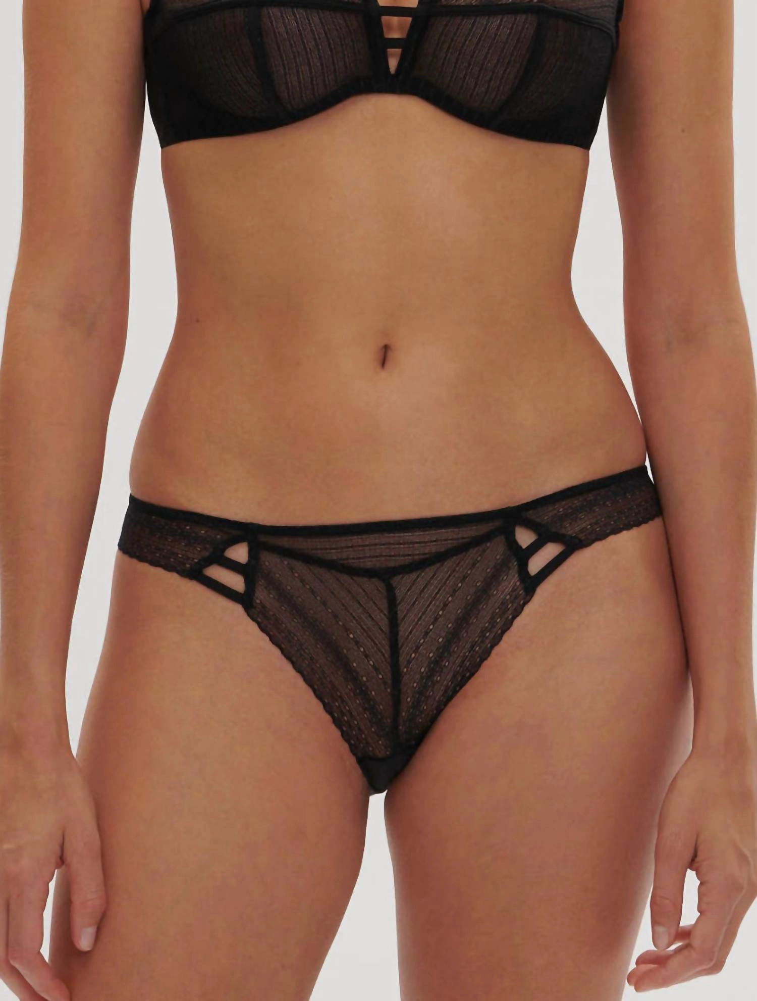 Pia Bikini In Black