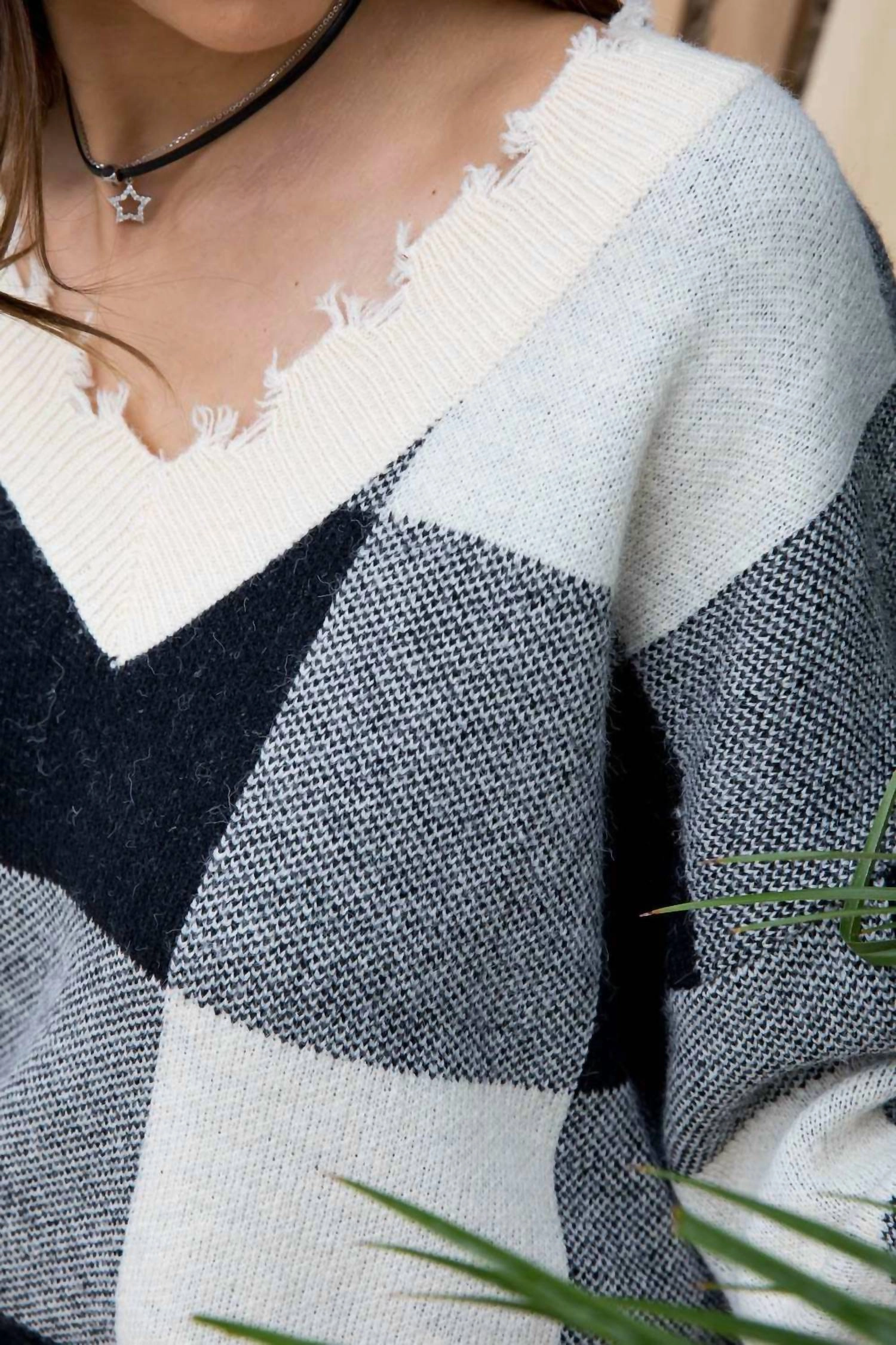 Plaid Frayed Sweater In Multi