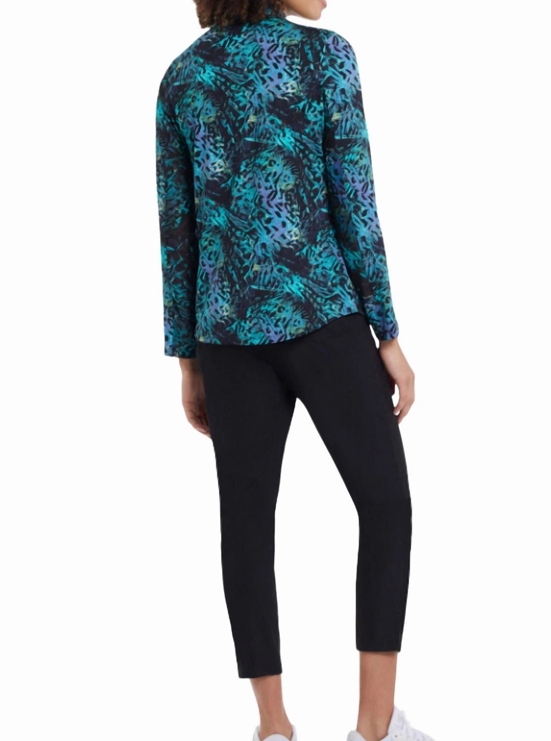Pull On Technical Capri Pant In Black