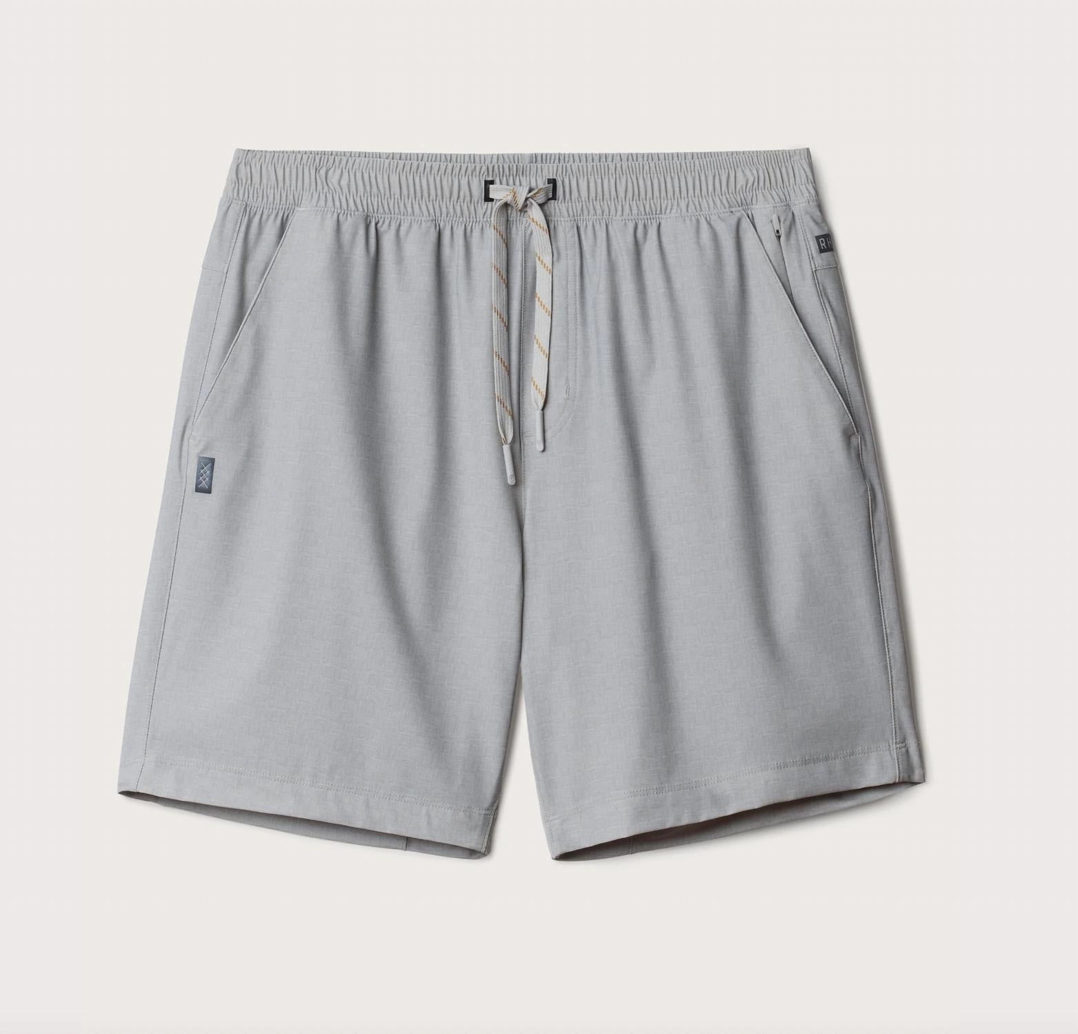 Pursuit Short In Sleet Gray Print