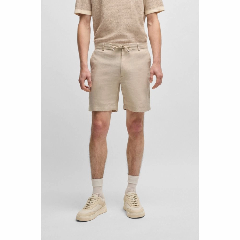 Regular-fit shorts in a linen blend with drawcord