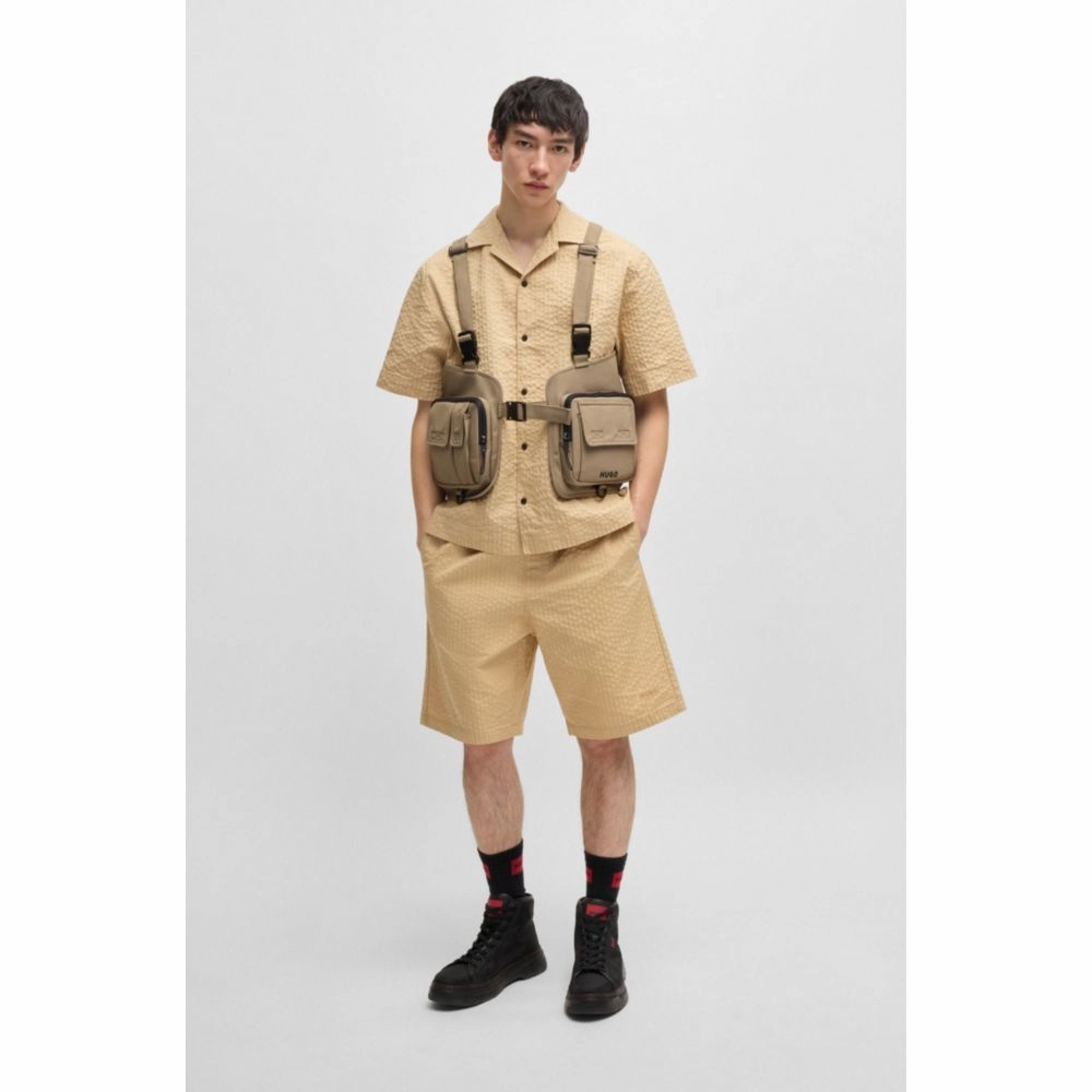 Relaxed-fit shorts in cotton seersucker