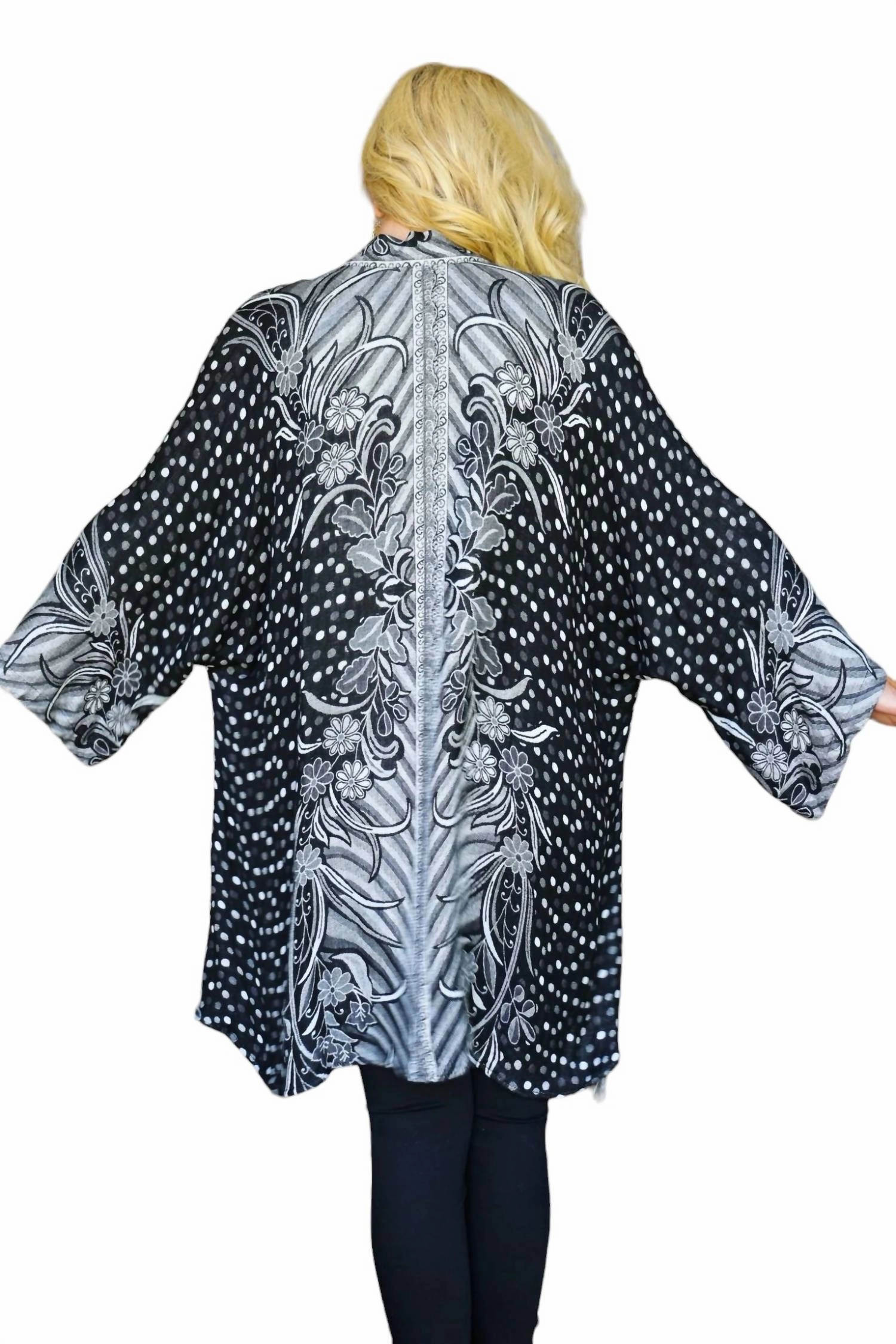Reversible Kimono Cardigan In Black And White