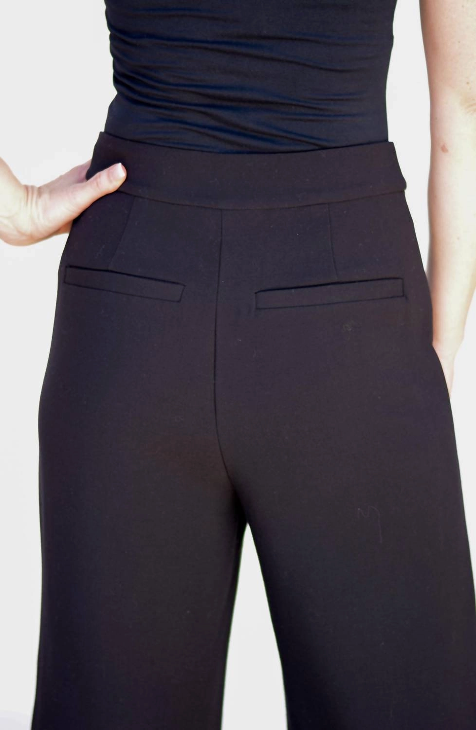 Riga Button Front Wide Leg Trouser In Black