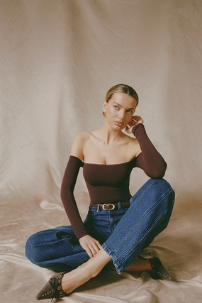 Seamless Off-Shoulder Long-Sleeve Bodysuit in Espresso Tops - basic tees cheap