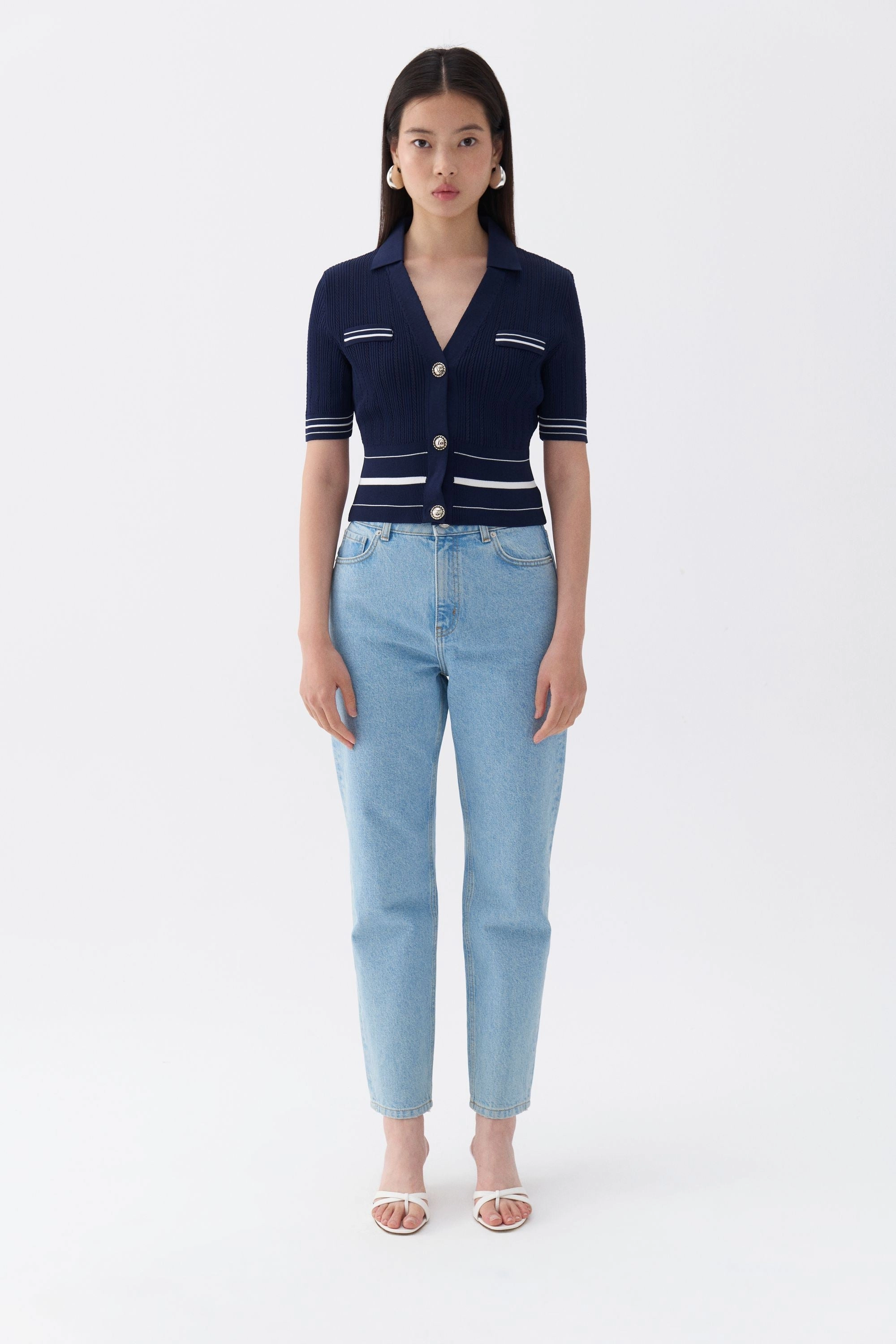 Short Sleeve Buttoned Knit Cardigan