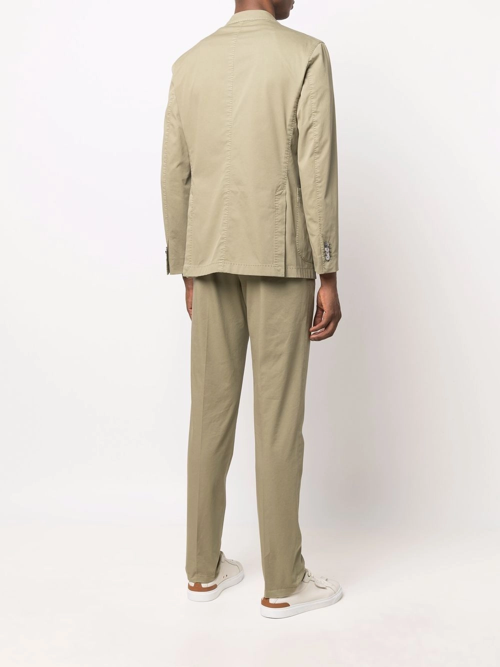 Single-breasted suit