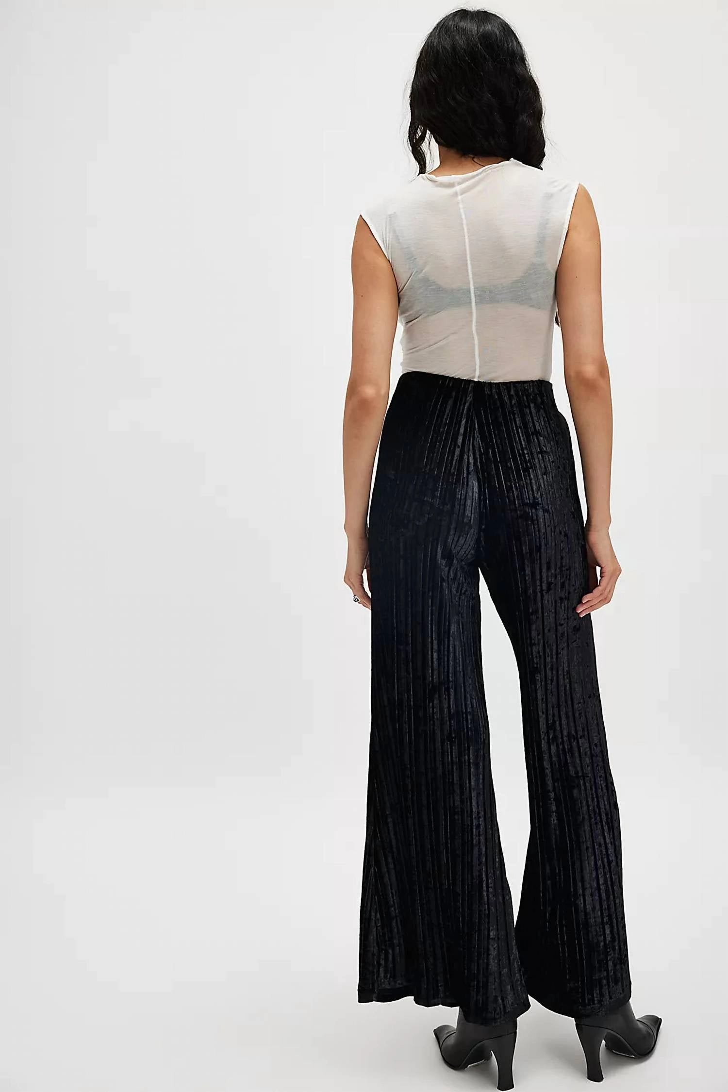 Star Sign Velvet Pant In Black