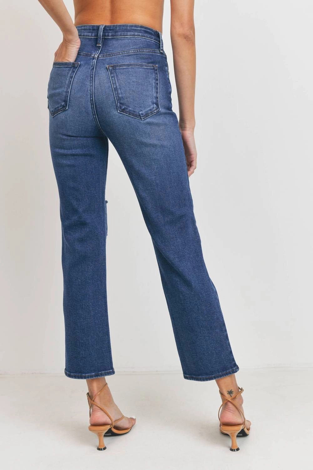 Straight Leg Knee Slit Jeans In Blue