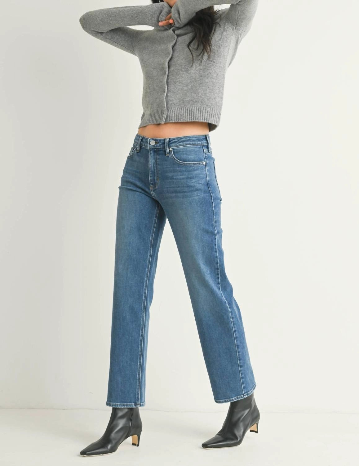 Stretchy Straight Jean In Medium Denim