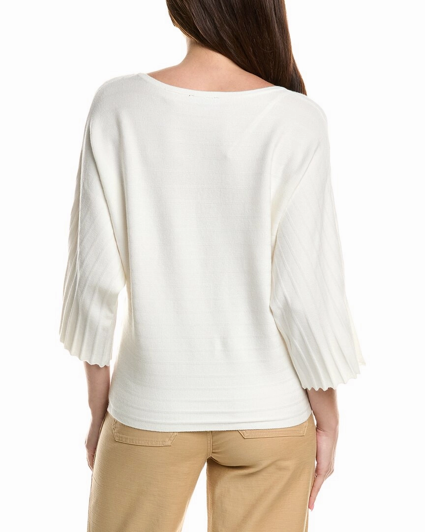 T Tahari Sweater