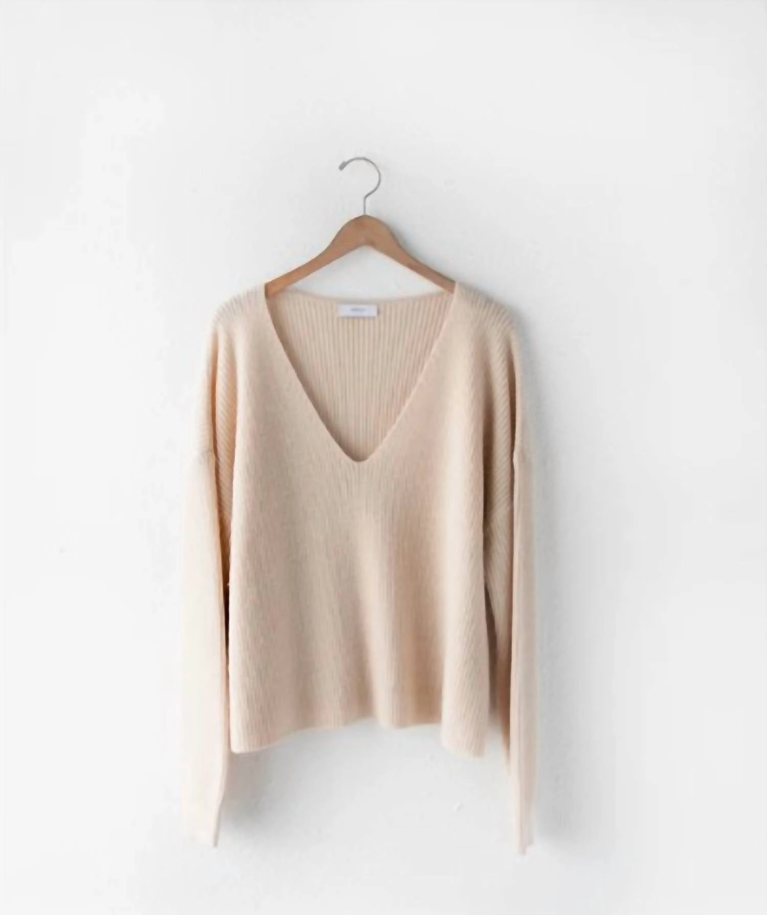 Thali V Neck Sweater In Cream