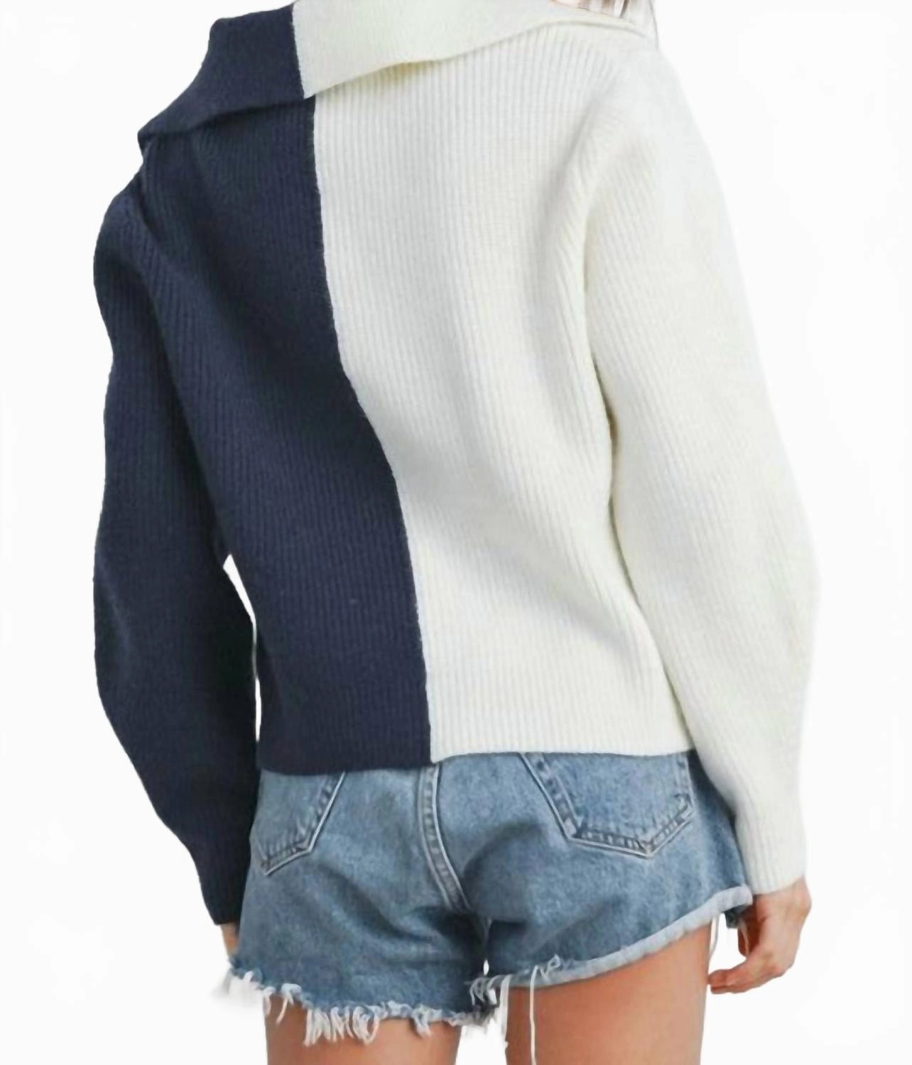 Two Tone V-Neck Cardigan In Ivory/navy