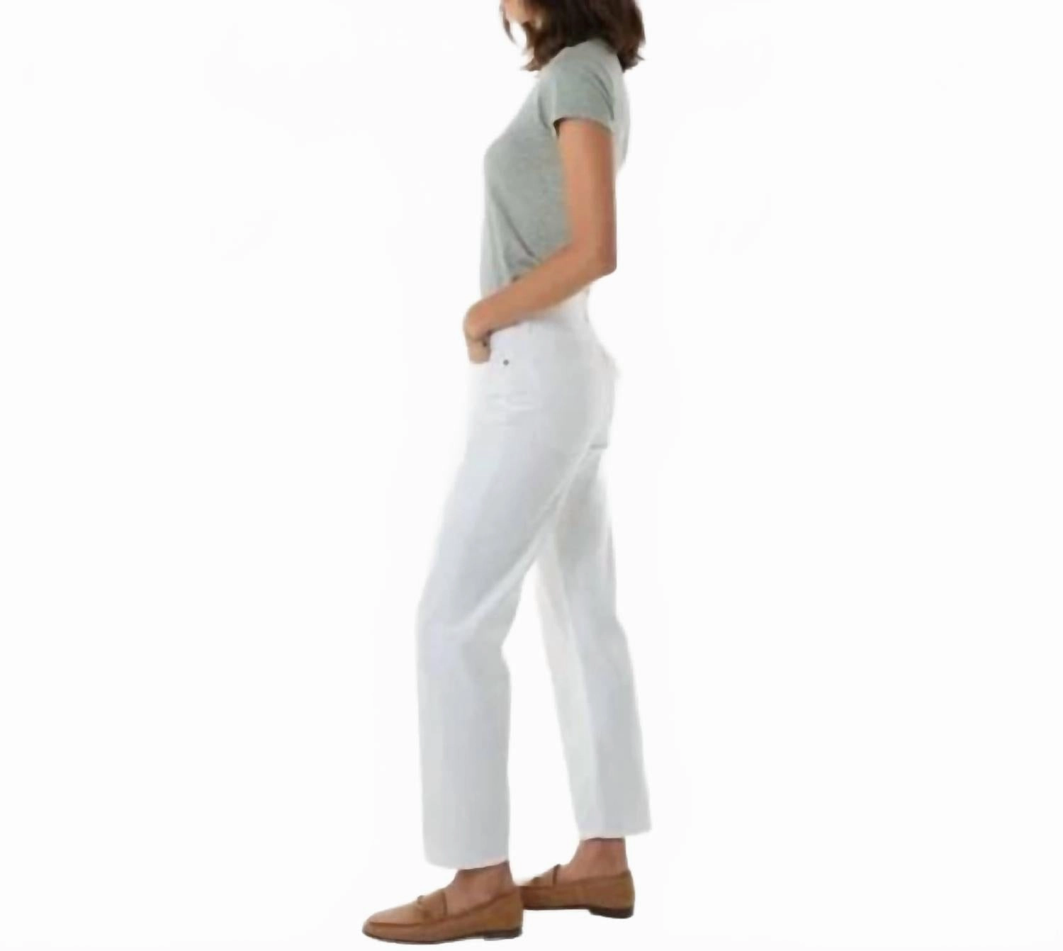 Tyler Vintage Straight Leg Denim Jeans In Light Wash