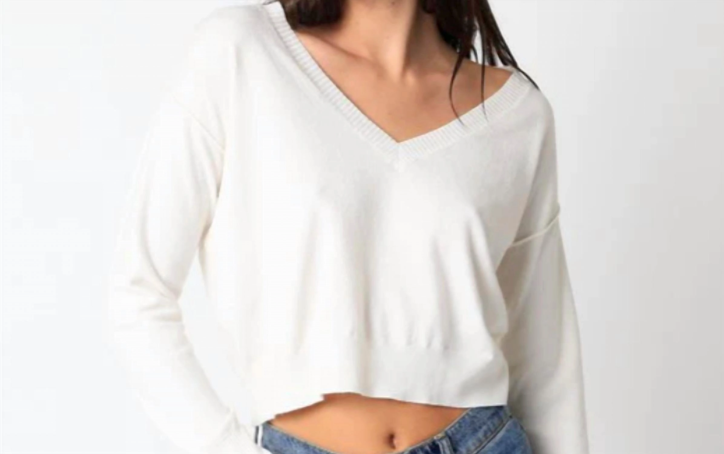 V-Neck Cropped Sweater In White