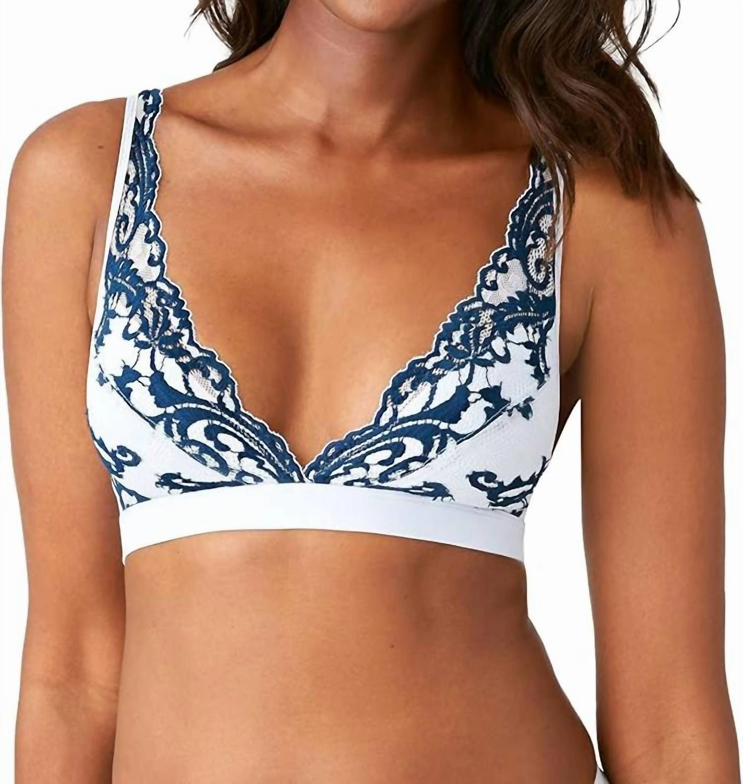 Women's Retro Chic Full Figure Underwire Bra In Arctic Ice/titan