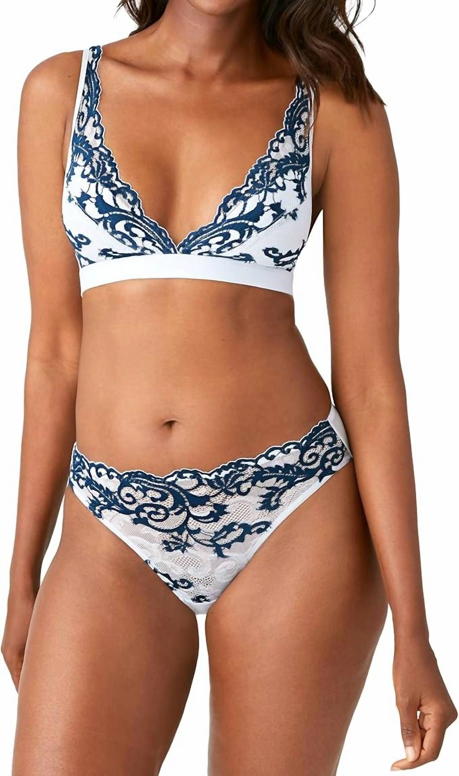 Women's Retro Chic Full Figure Underwire Bra In Arctic Ice/titan